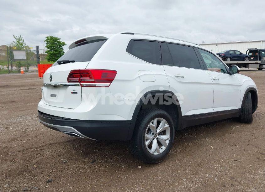 Photo 4 of 2019 Volkswagen Atlas 3.6L V6 SE W/TECHNOLOGY (VIN 1V2UR2CA0KC560799)