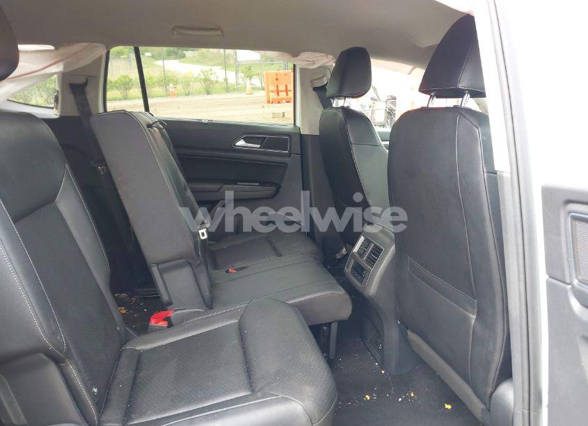 Photo 8 of 2019 Volkswagen Atlas 3.6L V6 SE W/TECHNOLOGY (VIN 1V2UR2CA0KC560799)