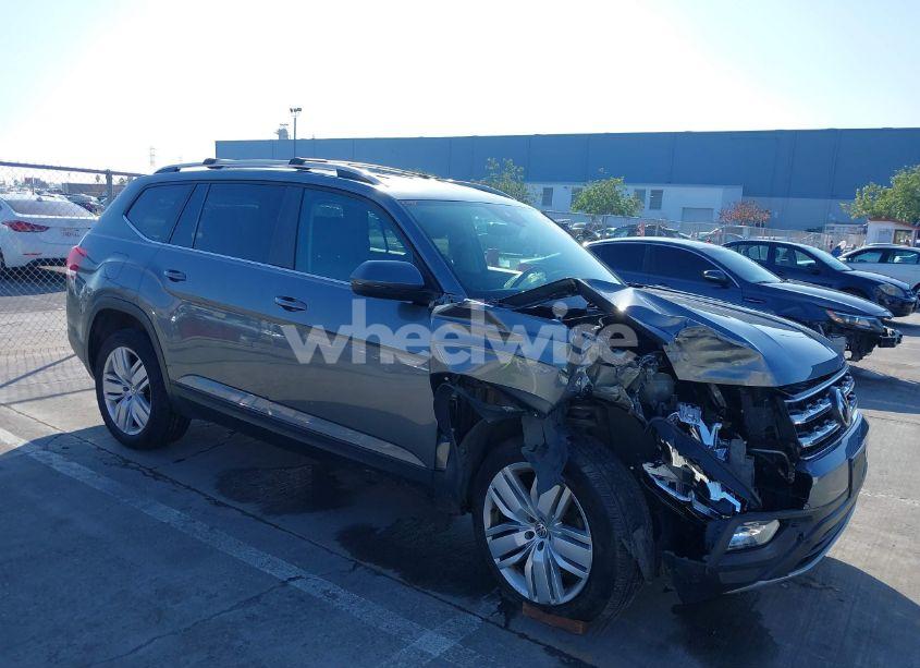 2019 Volkswagen Atlas 3.6L V6 SE W/TECHNOLOGY (VIN 1V2UR2CA1KC542280) main photo