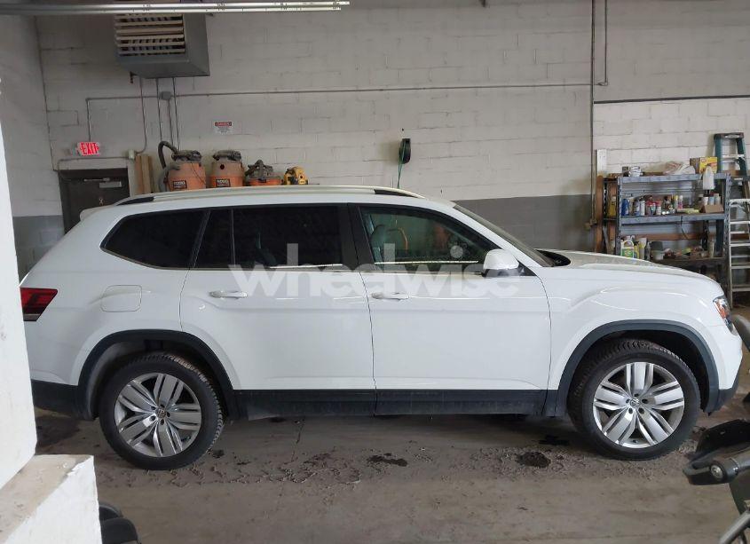 Photo 14 of 2019 Volkswagen Atlas 3.6L V6 SE W/TECHNOLOGY (VIN 1V2UR2CA2KC545740)