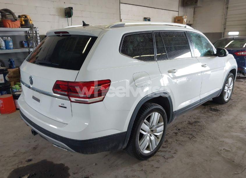 Photo 4 of 2019 Volkswagen Atlas 3.6L V6 SE W/TECHNOLOGY (VIN 1V2UR2CA2KC545740)