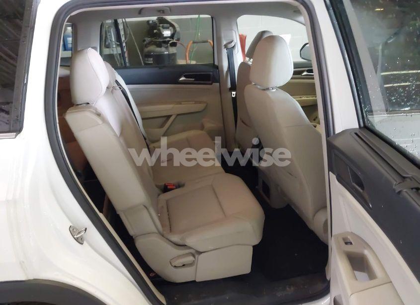 Photo 8 of 2019 Volkswagen Atlas 3.6L V6 SE W/TECHNOLOGY (VIN 1V2UR2CA2KC545740)