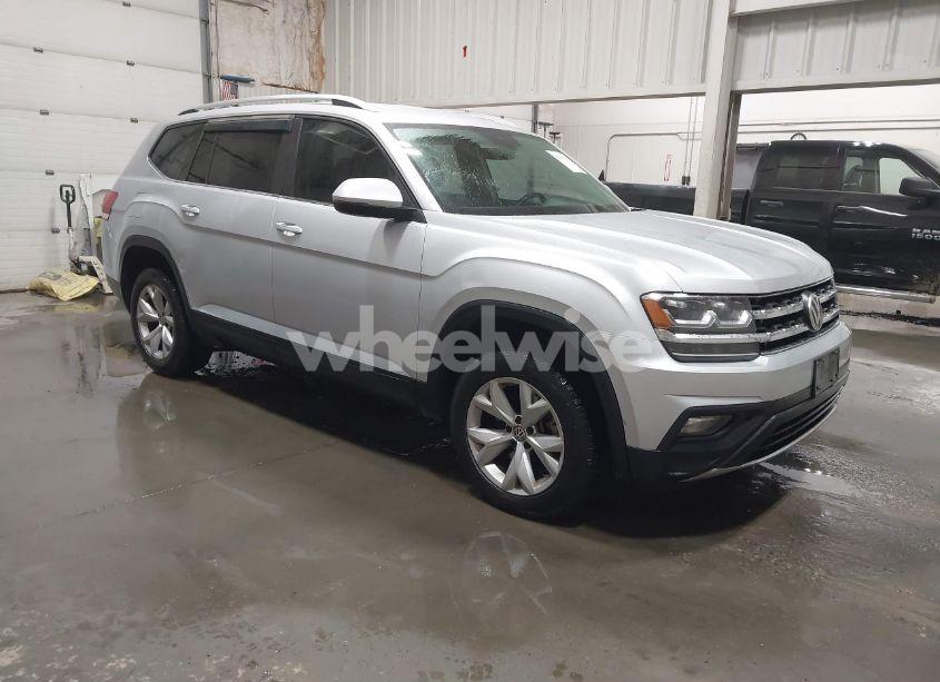 2019 Volkswagen Atlas 3.6L V6 SE W/TECHNOLOGY (VIN 1V2UR2CA3KC571571) main photo