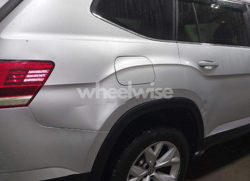 Photo 6 of 2019 Volkswagen Atlas 3.6L V6 SE W/TECHNOLOGY (VIN 1V2UR2CA3KC571571)