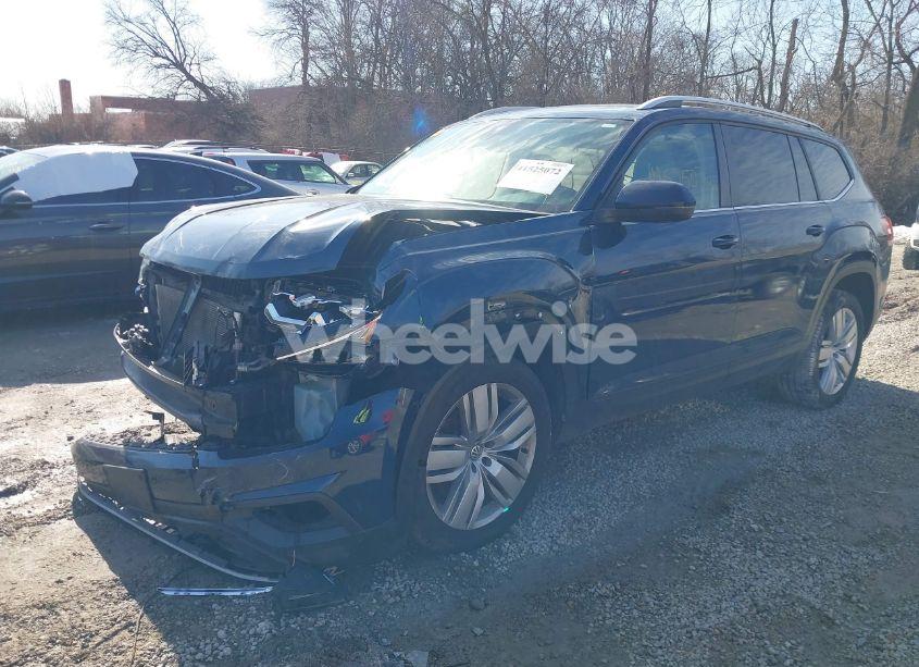 Photo 2 of 2019 Volkswagen Atlas 3.6L V6 SE W/TECHNOLOGY (VIN 1V2UR2CA4KC527935)