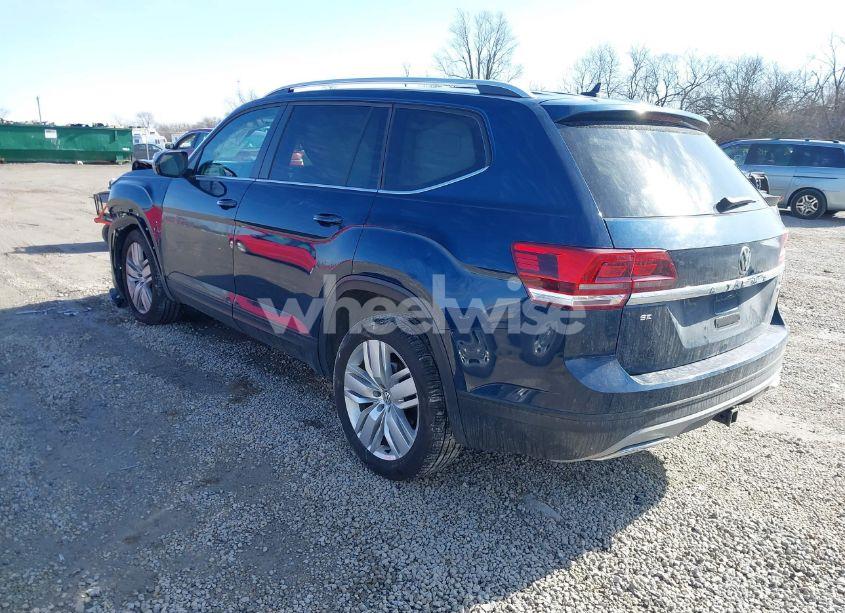 Photo 3 of 2019 Volkswagen Atlas 3.6L V6 SE W/TECHNOLOGY (VIN 1V2UR2CA4KC527935)