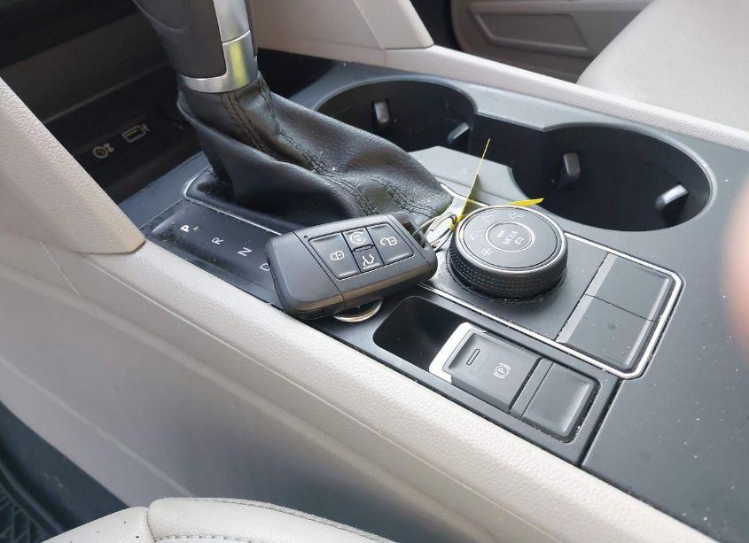 Photo 11 of 2019 Volkswagen Atlas 3.6L V6 SE W/TECHNOLOGY (VIN 1V2UR2CA4KC562619)