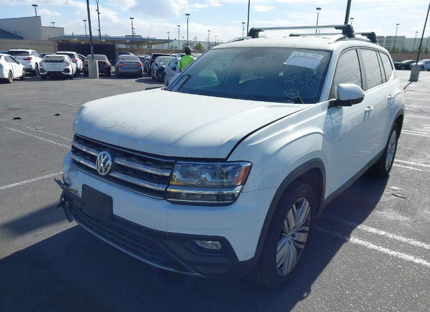 Photo 2 of 2019 Volkswagen Atlas 3.6L V6 SE W/TECHNOLOGY (VIN 1V2UR2CA4KC562619)