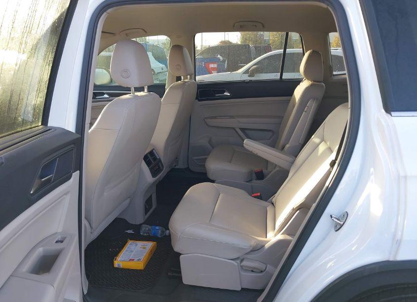 Photo 8 of 2019 Volkswagen Atlas 3.6L V6 SE W/TECHNOLOGY (VIN 1V2UR2CA4KC562619)