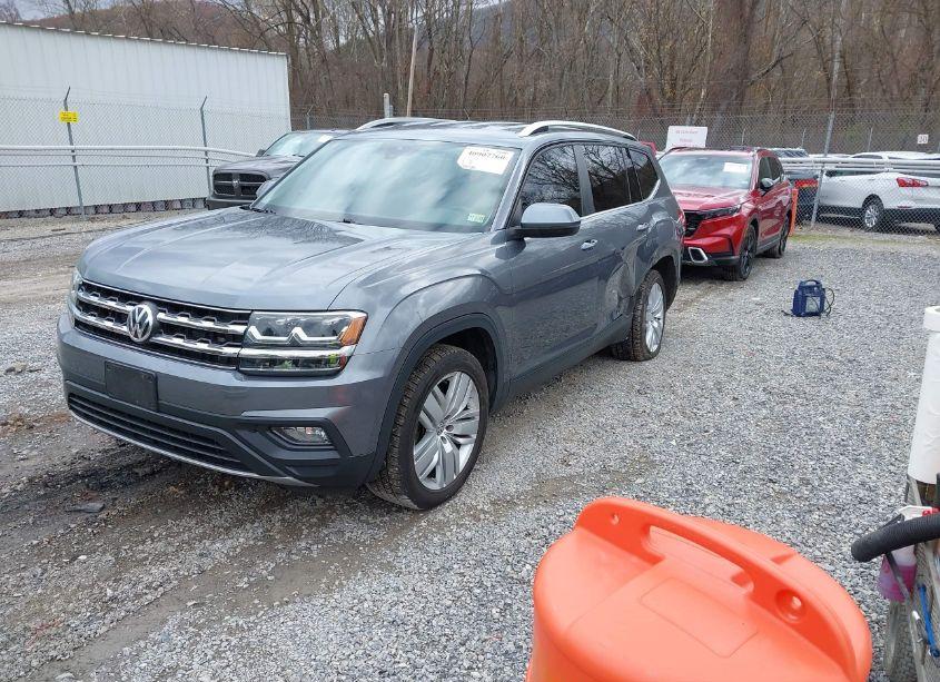 Photo 2 of 2019 Volkswagen Atlas 3.6L V6 SE W/TECHNOLOGY (VIN 1V2UR2CA5KC510741)
