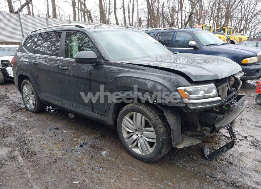 2019 Volkswagen Atlas 3.6L V6 SE W/TECHNOLOGY (VIN 1V2UR2CA5KC532996) main photo