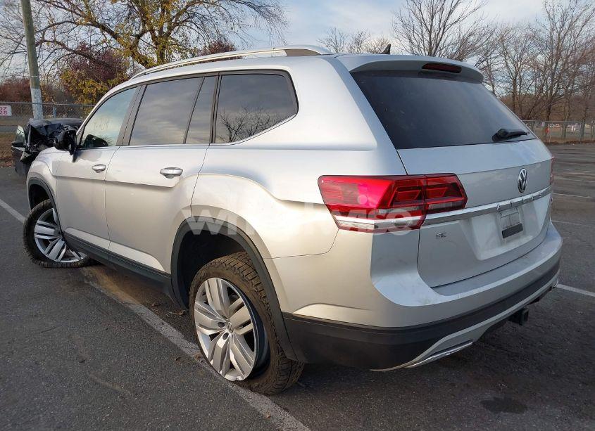 Photo 3 of 2019 Volkswagen Atlas 3.6L V6 SE W/TECHNOLOGY (VIN 1V2UR2CA6KC569880)