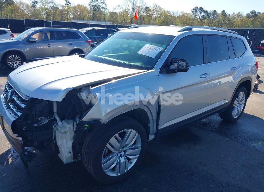 Photo 2 of 2019 Volkswagen Atlas 3.6L V6 SE W/TECHNOLOGY (VIN 1V2UR2CA9KC527512)