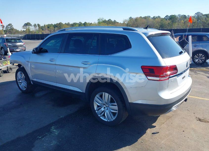 Photo 3 of 2019 Volkswagen Atlas 3.6L V6 SE W/TECHNOLOGY (VIN 1V2UR2CA9KC527512)