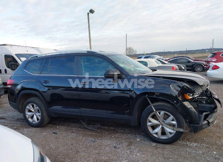Photo 13 of 2019 Volkswagen Atlas 3.6L V6 SE W/TECHNOLOGY (VIN 1V2UR2CA9KC557352)