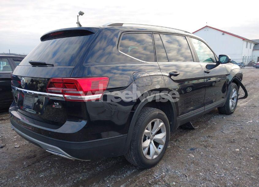 Photo 4 of 2019 Volkswagen Atlas 3.6L V6 SE W/TECHNOLOGY (VIN 1V2UR2CA9KC557352)