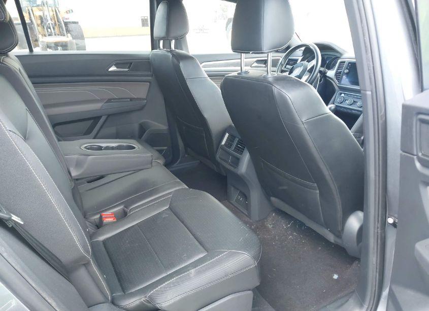 Photo 8 of 2021 Volkswagen Atlas CROSS SPORT 2.0T SE W/TECHNOLOGY (VIN 1V2WC2CA0MC228844)