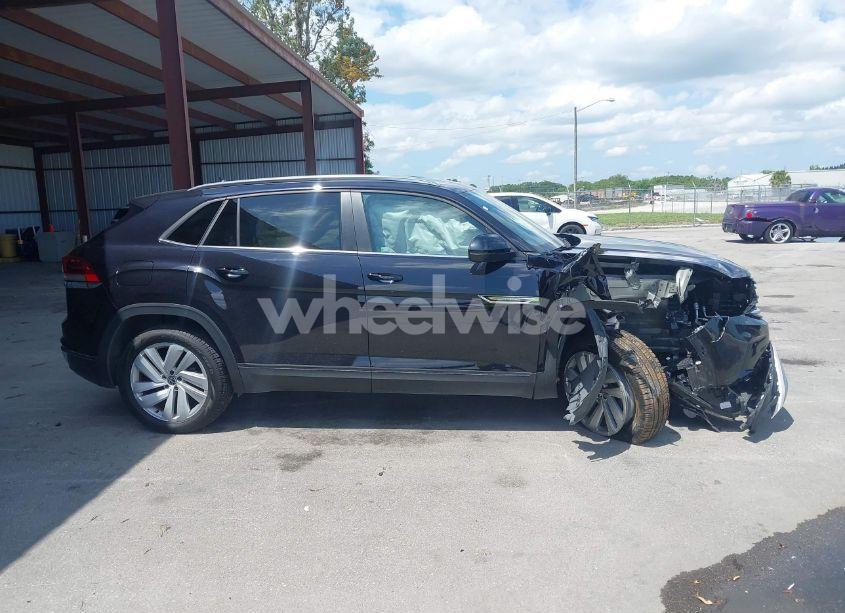 Photo 13 of 2023 Volkswagen Atlas CROSS SPORT 2.0T SE W/TECHNOLOGY (VIN 1V2WC2CA4PC217463)