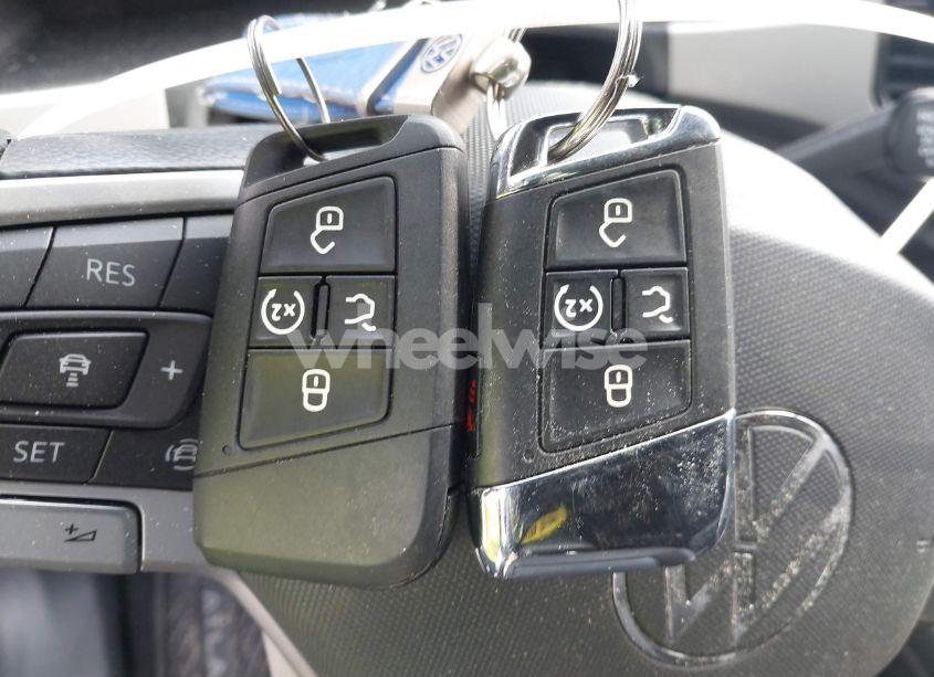 Photo 11 of 2023 Volkswagen Atlas CROSS SPORT 2.0T SE W/TECHNOLOGY (VIN 1V2WC2CA6PC227590)