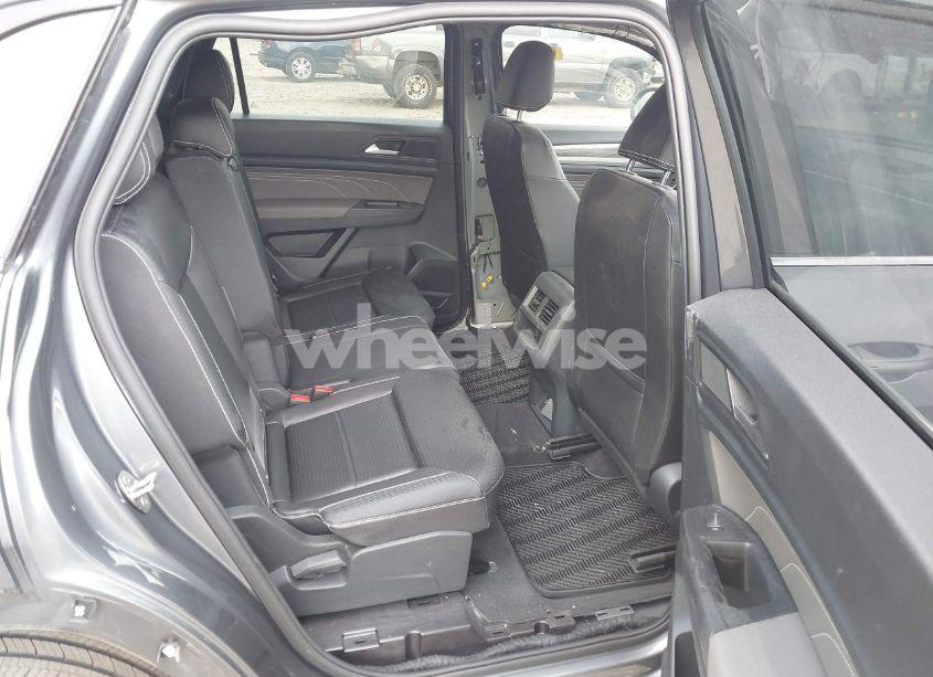 Photo 8 of 2023 Volkswagen Atlas CROSS SPORT 2.0T SE W/TECHNOLOGY (VIN 1V2WC2CA6PC227590)