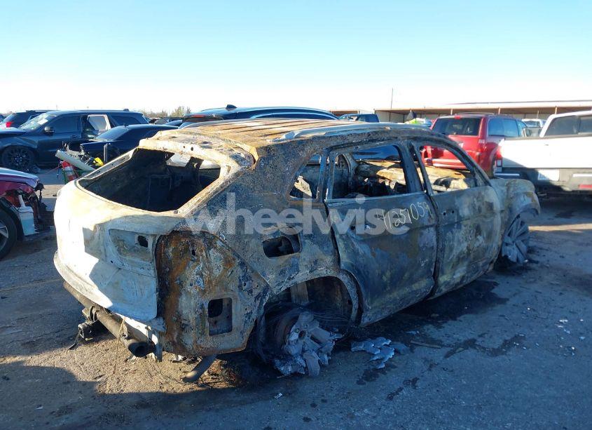 Photo 4 of 2022 Volkswagen Atlas CROSS SPORT 3.6L V6 SE W/TECHNOLOGY (VIN 1V2WE2CA0NC200943)