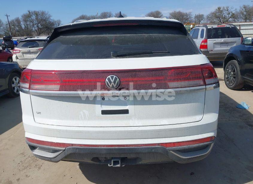 Photo 17 of 2024 Volkswagen Atlas CROSS SPORT 2.0T SE W/TECHNOLOGY (VIN 1V2WE2CA0RC245631)