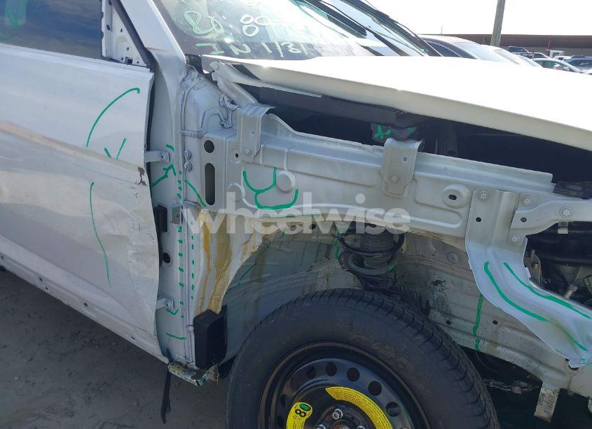 Photo 19 of 2024 Volkswagen Atlas CROSS SPORT 2.0T SE W/TECHNOLOGY (VIN 1V2WE2CA0RC245631)