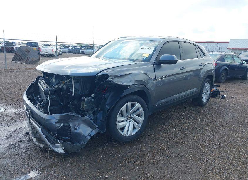 Photo 2 of 2023 Volkswagen Atlas CROSS SPORT 3.6L V6 SE W/TECHNOLOGY (VIN 1V2WE2CA2PC225717)