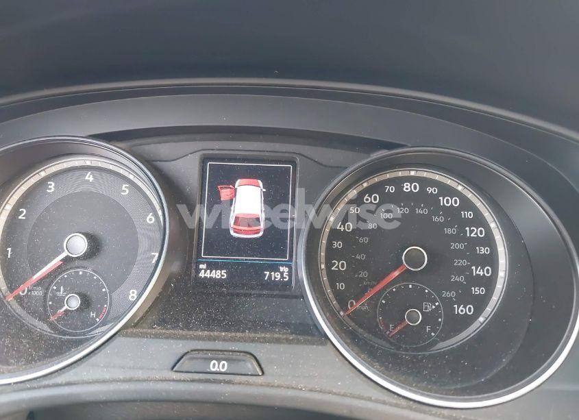 Photo 7 of 2021 Volkswagen Atlas CROSS SPORT 3.6L V6 SE W/TECHNOLOGY (VIN 1V2WE2CA3MC240934)