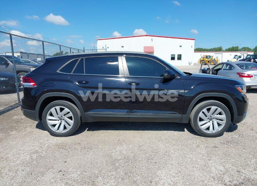 Photo 13 of 2022 Volkswagen Atlas CROSS SPORT 3.6L V6 SE W/TECHNOLOGY (VIN 1V2WE2CA3NC203707)