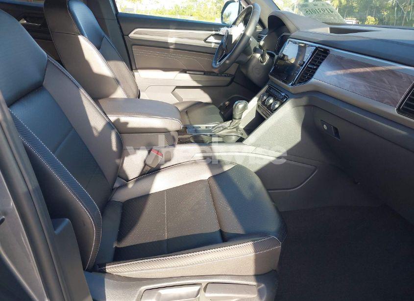 Photo 5 of 2022 Volkswagen Atlas CROSS SPORT 3.6L V6 SE W/TECHNOLOGY (VIN 1V2WE2CA3NC218854)