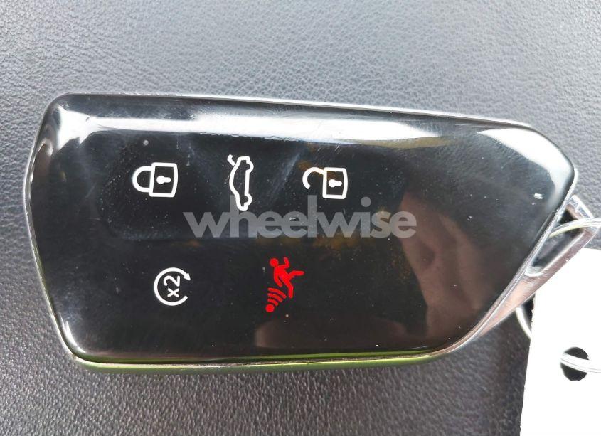 Photo 11 of 2024 Volkswagen Atlas CROSS SPORT 2.0T SE W/TECHNOLOGY (VIN 1V2WE2CA3RC202868)