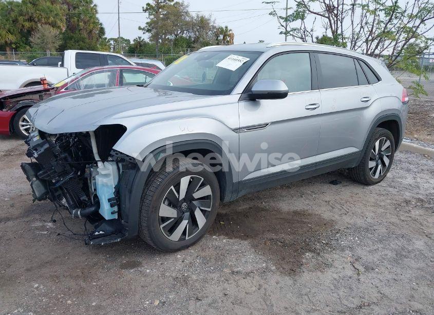Photo 2 of 2024 Volkswagen Atlas CROSS SPORT 2.0T SE W/TECHNOLOGY (VIN 1V2WE2CA3RC202868)