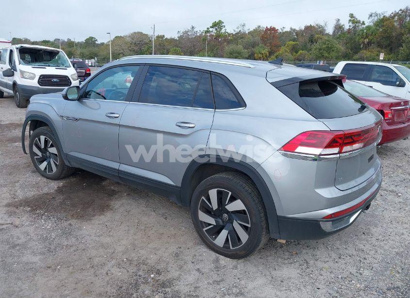 Photo 3 of 2024 Volkswagen Atlas CROSS SPORT 2.0T SE W/TECHNOLOGY (VIN 1V2WE2CA3RC202868)