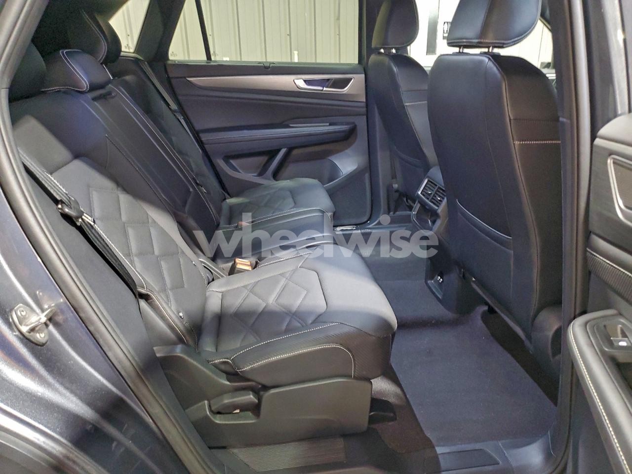 Photo 11 of 2024 VOLKSWAGEN ATLAS CROSS SPORT SE (VIN 1V2WE2CA7RC241706)