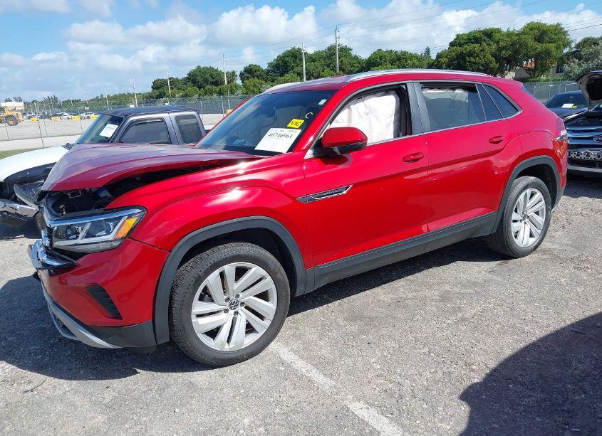 Photo 2 of 2023 Volkswagen Atlas CROSS SPORT 3.6L V6 SE W/TECHNOLOGY (VIN 1V2WE2CA8PC206024)