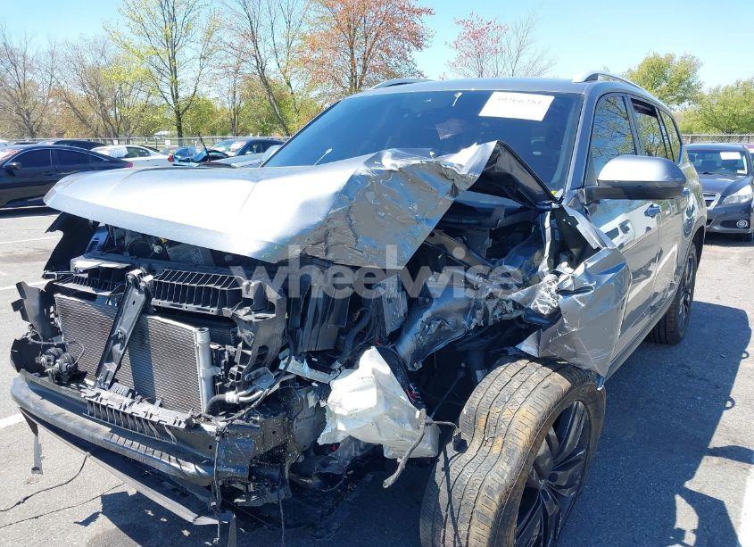 Photo 6 of 2019 Volkswagen Atlas 2.0T SE W/TECHNOLOGY (VIN 1V2WP2CA1KC588111)