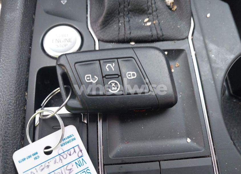 Photo 11 of 2021 Volkswagen Atlas 2.0T SE W/TECHNOLOGY (VIN 1V2WP2CA3MC527040)