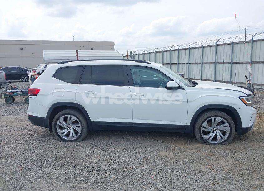 Photo 13 of 2021 Volkswagen Atlas 2.0T SE W/TECHNOLOGY (VIN 1V2WP2CA3MC527040)