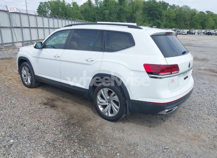 Photo 3 of 2021 Volkswagen Atlas 2.0T SE W/TECHNOLOGY (VIN 1V2WP2CA3MC527040)