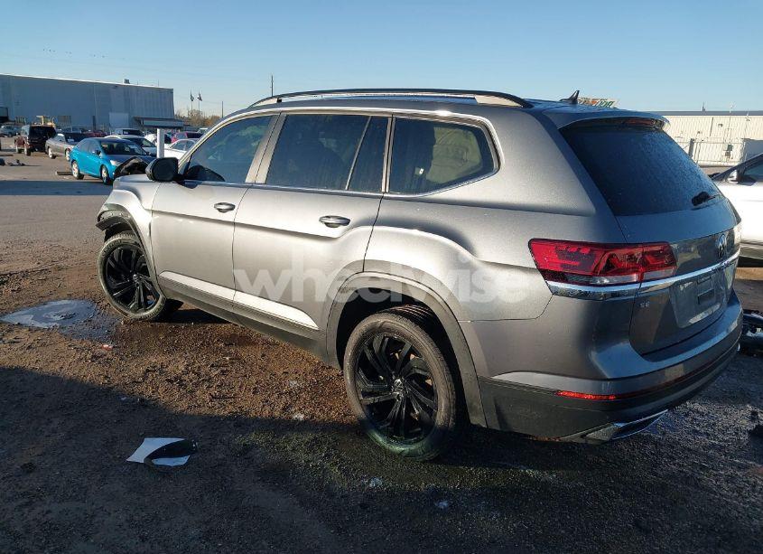 Photo 3 of 2023 Volkswagen Atlas 2.0T SE W/TECHNOLOGY (VIN 1V2WP2CA7PC549921)