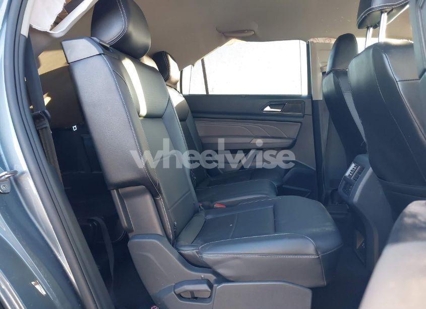 Photo 8 of 2023 Volkswagen Atlas 2.0T SE W/TECHNOLOGY (VIN 1V2WP2CA7PC549921)