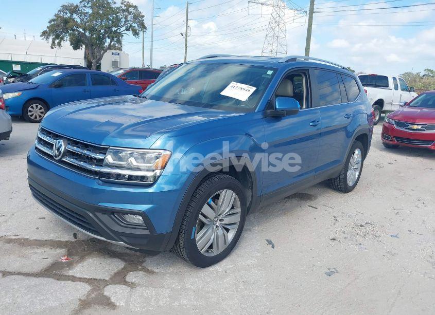 Photo 2 of 2019 Volkswagen Atlas 3.6L V6 SE W/TECHNOLOGY (VIN 1V2WR2CA0KC517802)