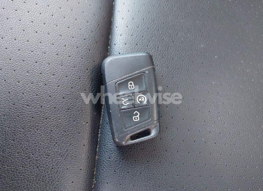 Photo 11 of 2019 Volkswagen Atlas 3.6L V6 SE W/TECHNOLOGY (VIN 1V2WR2CA0KC595366)