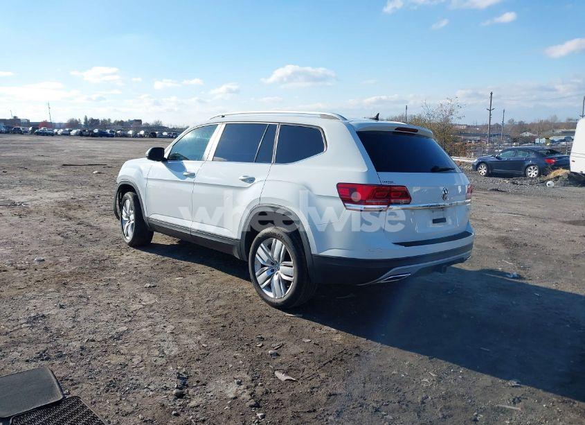 Photo 3 of 2019 Volkswagen Atlas 3.6L V6 SE W/TECHNOLOGY (VIN 1V2WR2CA0KC595366)