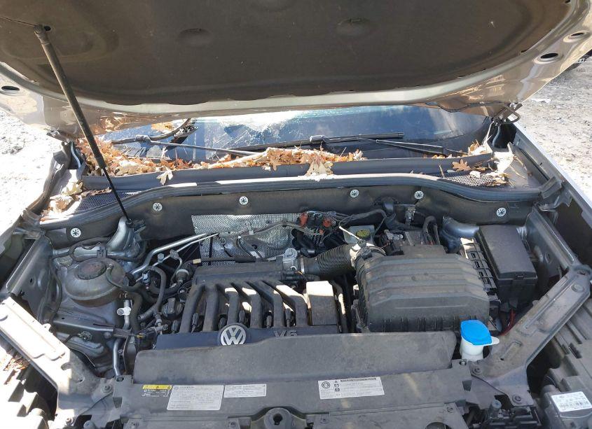 Photo 10 of 2021 Volkswagen Atlas 3.6L V6 SE W/TECHNOLOGY (VIN 1V2WR2CA0MC516118)
