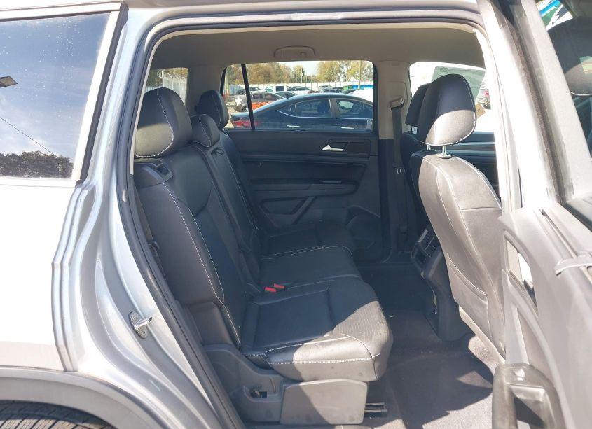 Photo 8 of 2021 Volkswagen Atlas 3.6L V6 SE W/TECHNOLOGY (VIN 1V2WR2CA0MC516118)