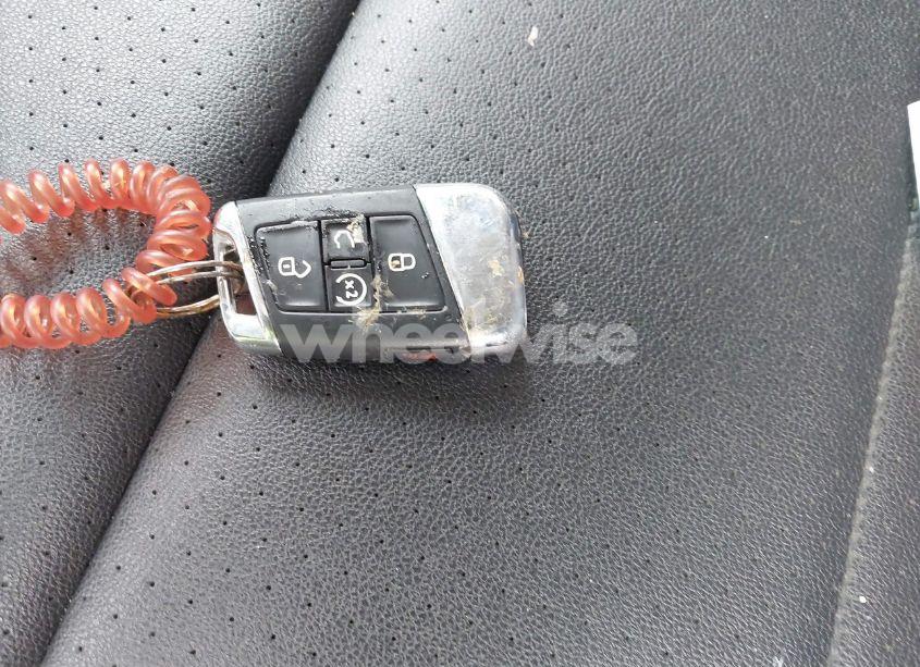 Photo 11 of 2021 Volkswagen Atlas 3.6L V6 SE W/TECHNOLOGY (VIN 1V2WR2CA0MC585259)