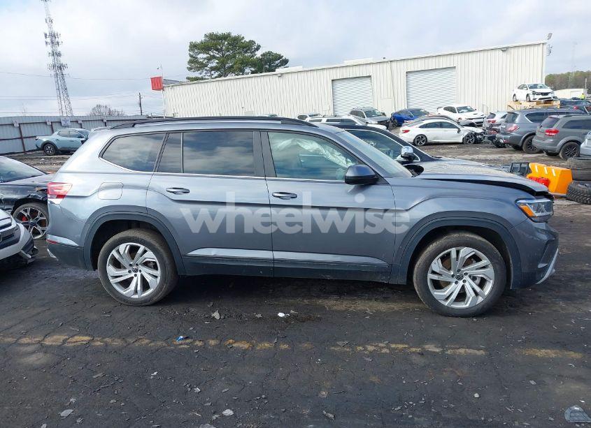 Photo 13 of 2021 Volkswagen Atlas 3.6L V6 SE W/TECHNOLOGY (VIN 1V2WR2CA0MC585259)