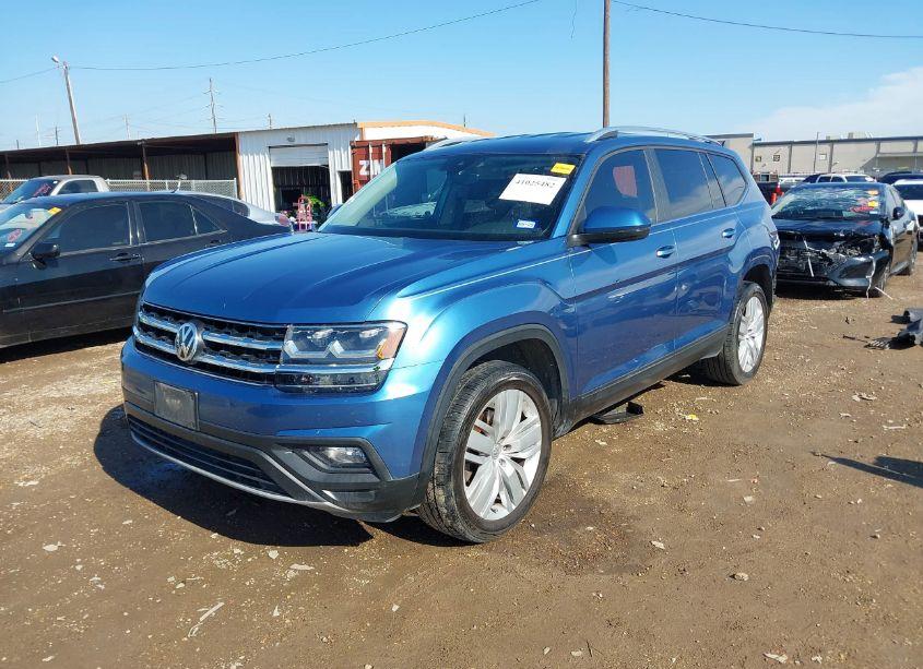 Photo 2 of 2019 Volkswagen Atlas 3.6L V6 SE W/TECHNOLOGY (VIN 1V2WR2CA1KC557368)